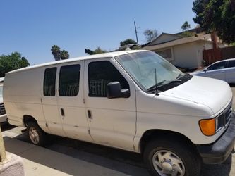 FORD E 350 year 2006