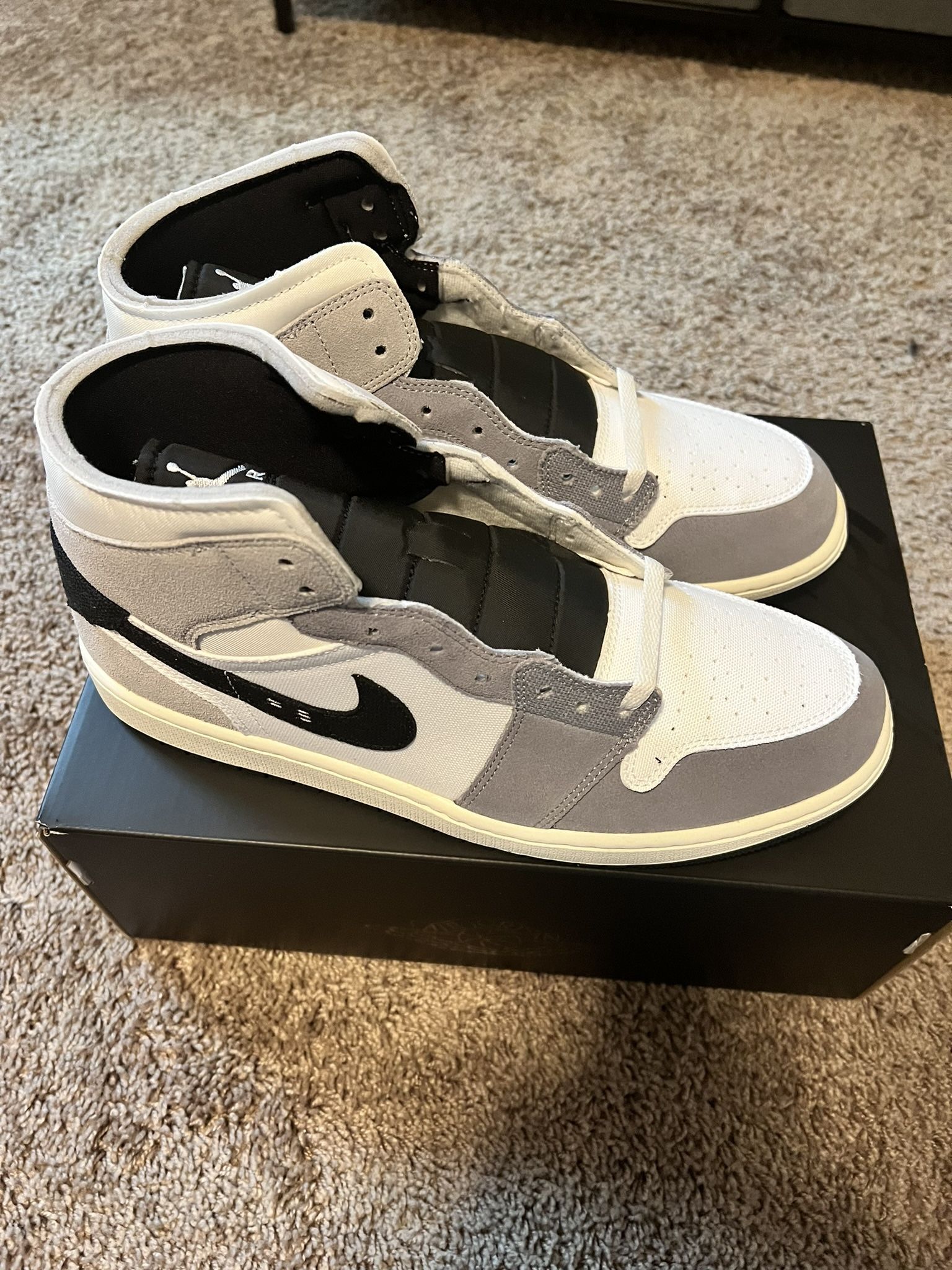 New Nike Air Jordan 1 men’s 13 cement grey/black-white
