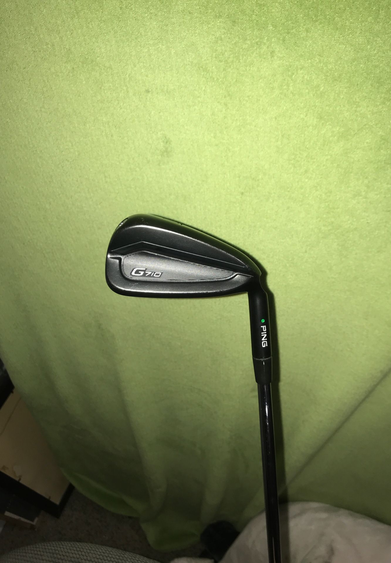 Ping G710 7 iron. Green dot. Right handed.