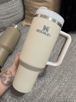 Stanley Dune 40oz