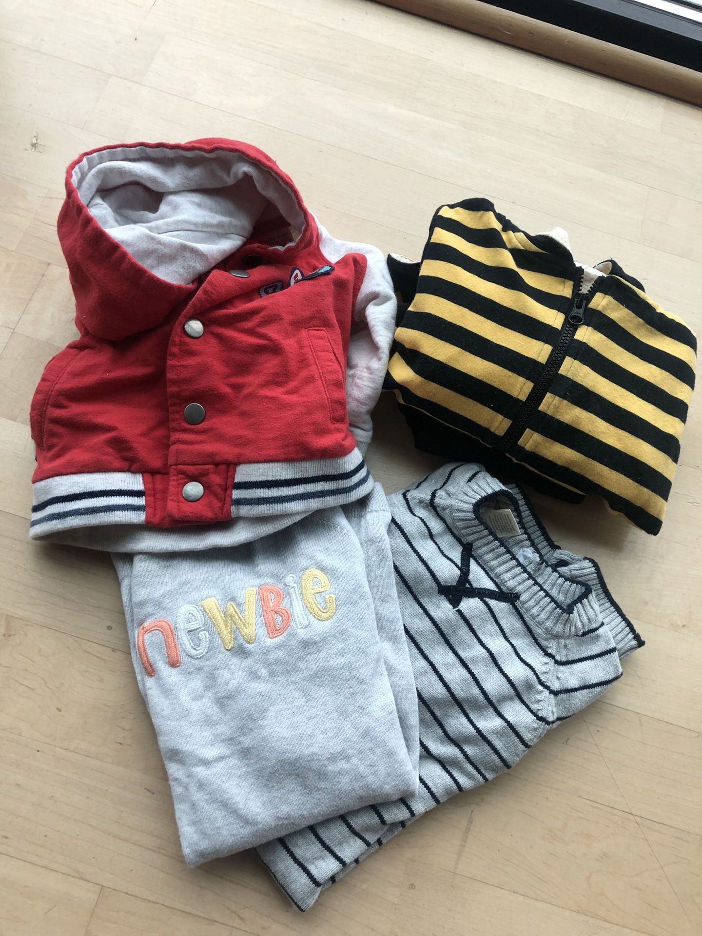 Baby clothing bundle
