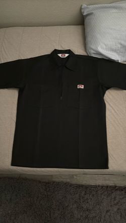 New ben Davis half zip size small