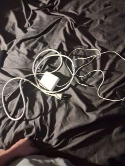 Apple MacBook Power Adapter Charger