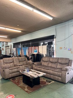 🚚Flash Deal🚚Brand New 2pc Reclining Sofa and Rocker Reclining Loveseat with Cup Holder $1499, Payment available, Delivery Available