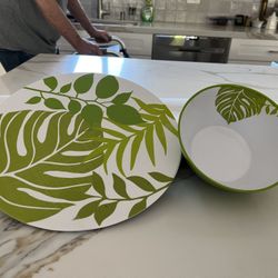 Plastic Plates And Bowls 
