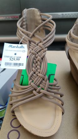 Zapatos de mujer nuevos del número 8 y medio