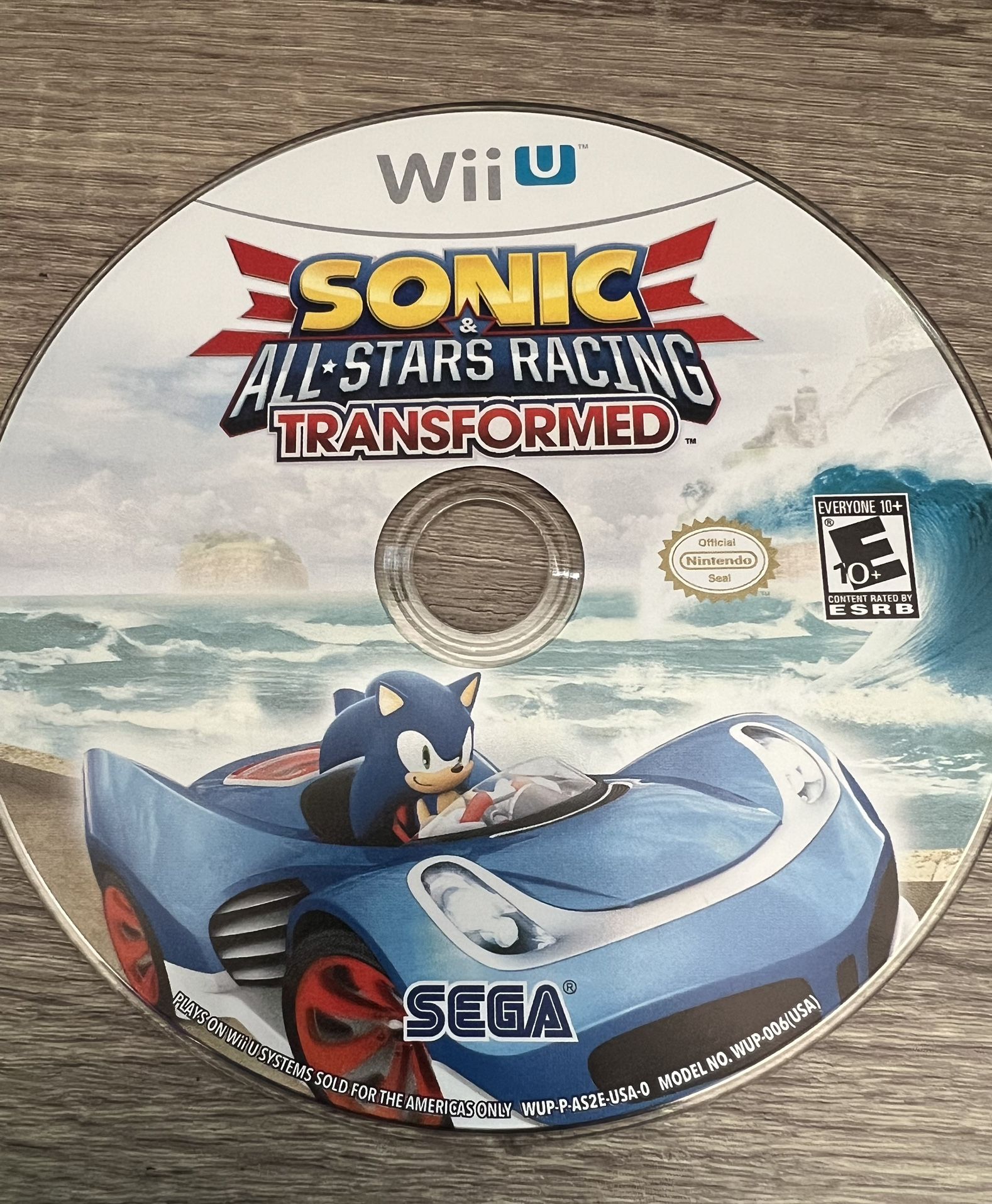 Sonic & All-Stars Racing Transformed (Nintendo Wii U, 2012) Disc Only Video Game