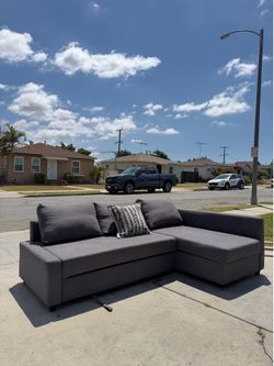 IKEA FRIHETEN Professionally cleaned Sleeper sectional w/storage Gray