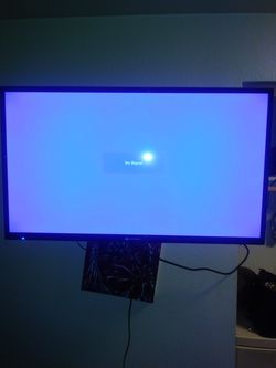 Basically new 40inch element flat screen (Smart) wit remote