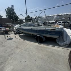 1989 Bayliner Capri W Trailer 