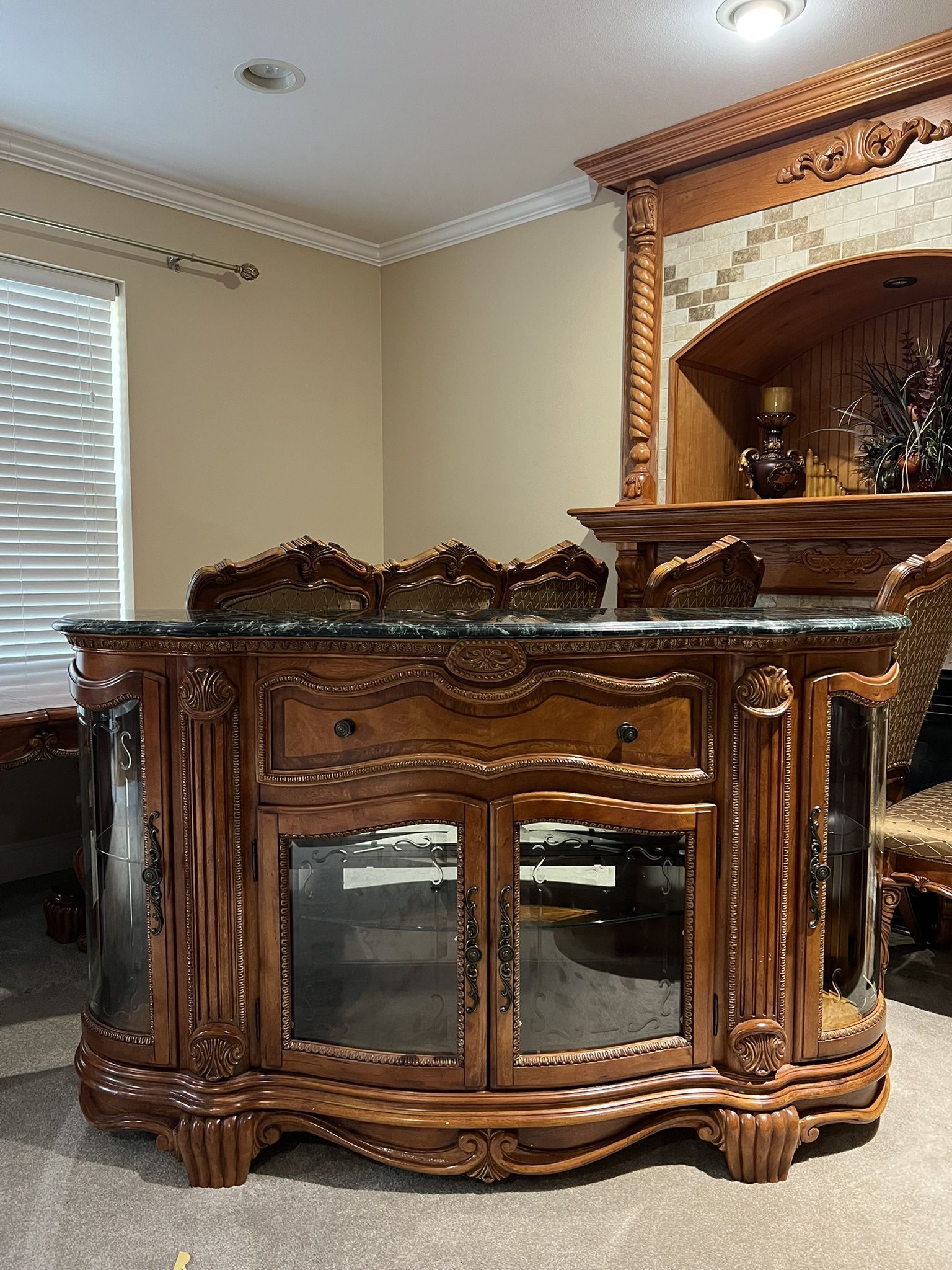 Antique China Cabinet+mirror 