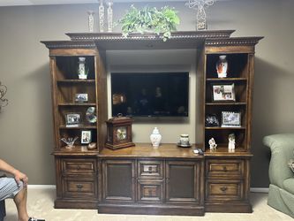 Entertainment Center 