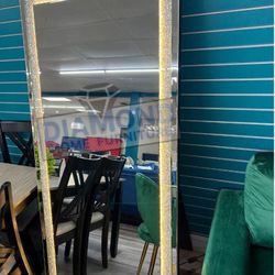LED STAND UP MIRROR 