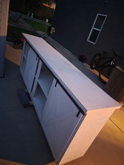 Media center furniture