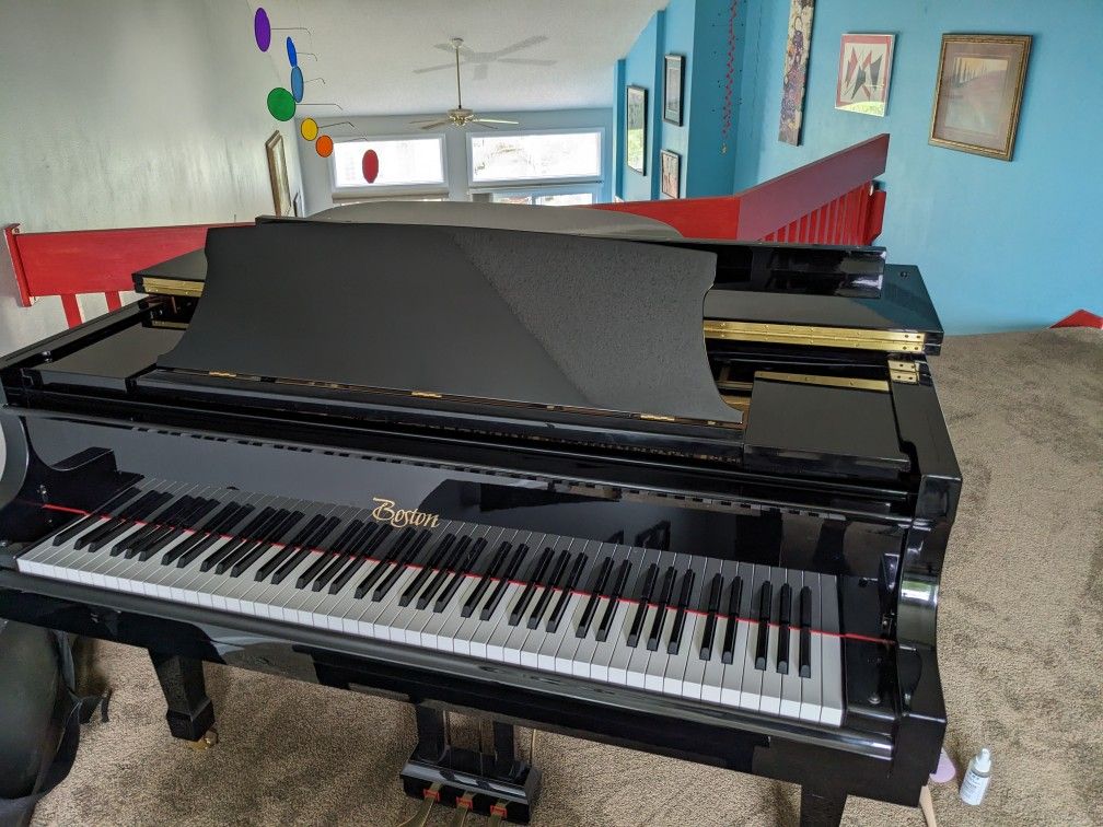 Baby Grand Piano Boston - A Division Of Steinway