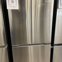LG French Door Refrigerator Read Description (Take It Home In Payments/Llevalo A Casa En Pagos)