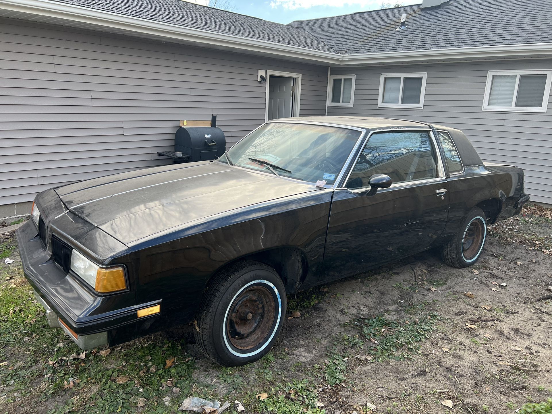 Chevy Caprice/box chevy/caprice/chevy for Sale in Gary, IN OfferUp