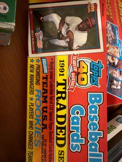 BASEBALL CARDS