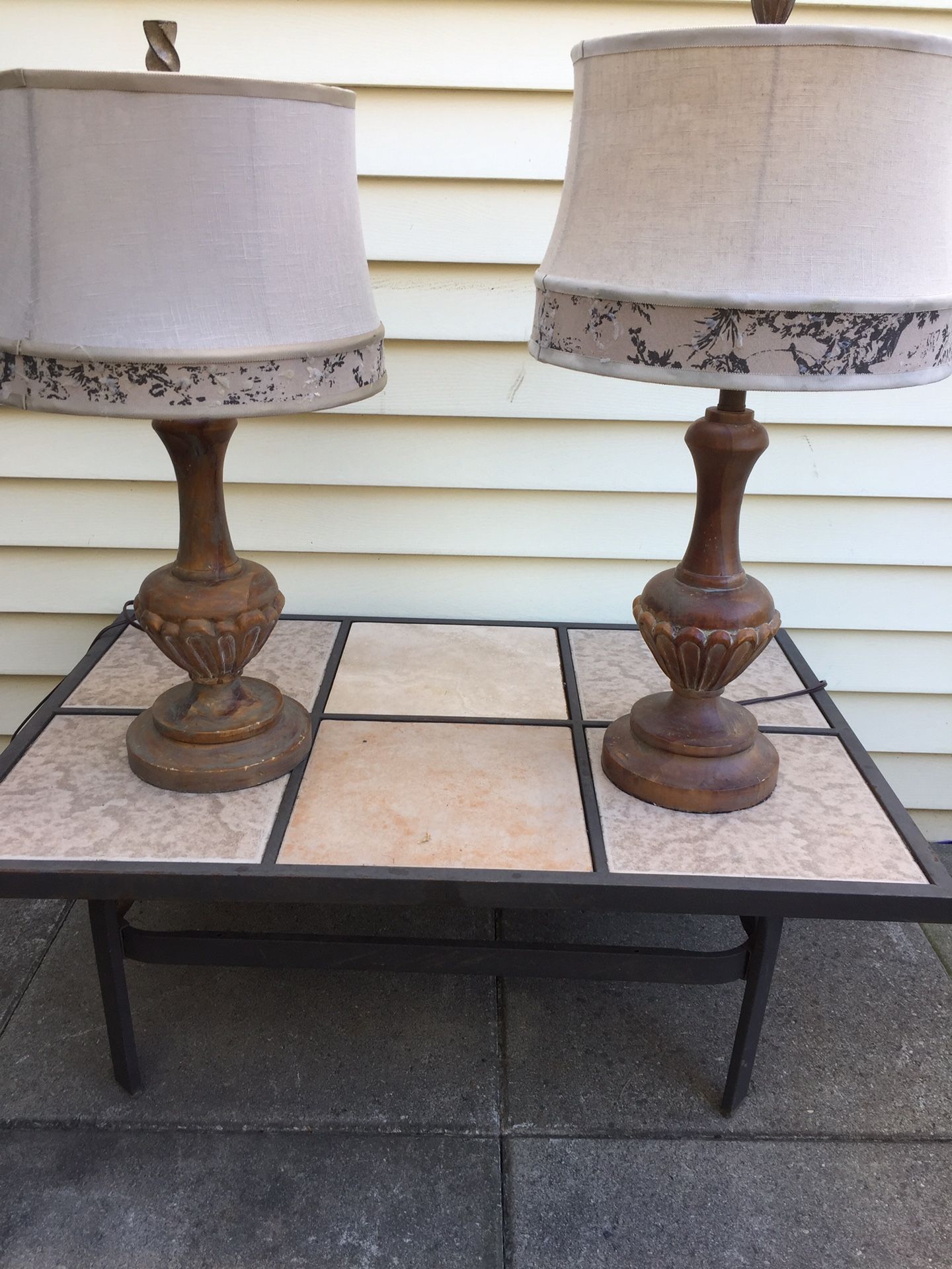 Wood curved nightstand lamps work great