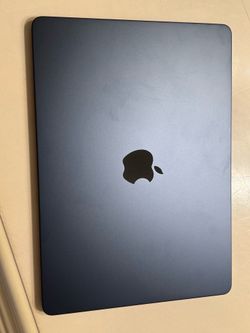 Selling: MacBook Air Apple M2 - 2022