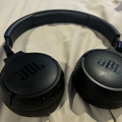 JBL Bluetooth Headphones (noise Canceling With Microphone)