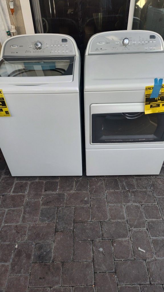 Washer And Gas Dryer 