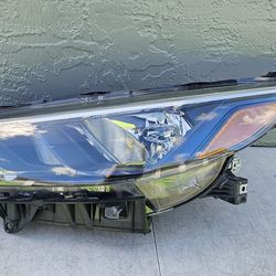 Nissan sentra headlight