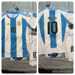 Kids Argentina 🇦🇷 🇦🇷🇦🇷🇦🇷Messi sizes para niños set Soccer copa América local 2024 2025 new visitante home away Jerseys size 24,26,28 for kids 