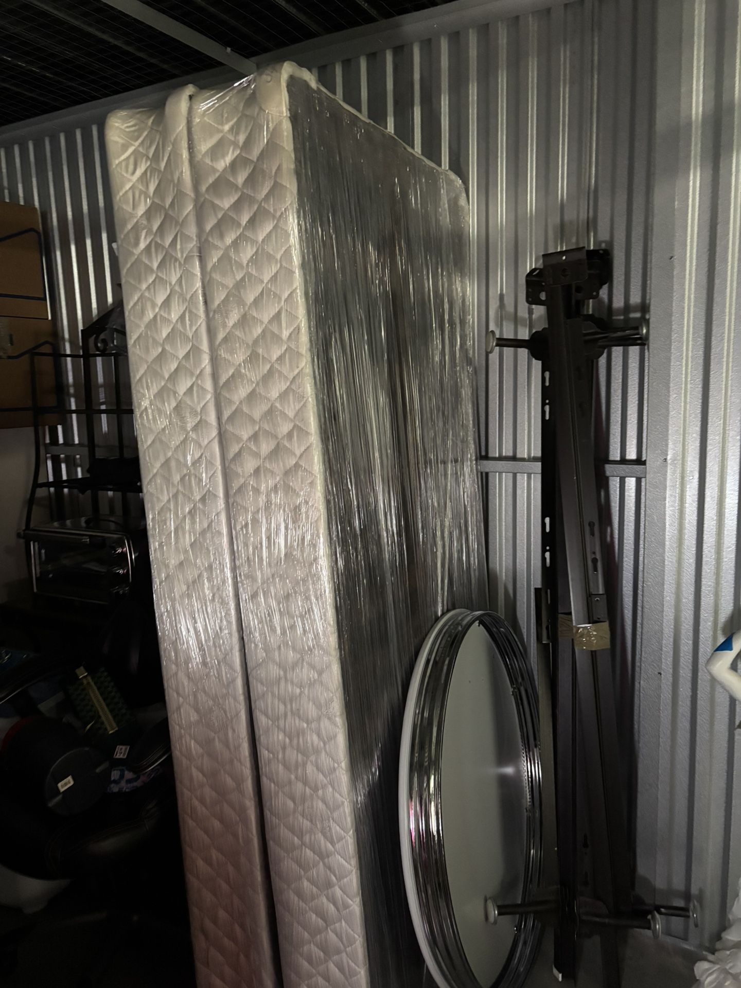 Twin Box Springs With King size frame