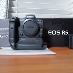 Canon R5 + Battery Grip + Accessories