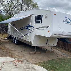 03 Mako 29ft 5th Wheel 1 Slide Lots Of Space All Org.