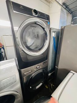 Electrolux Front-Load Dryer Dark Graphite