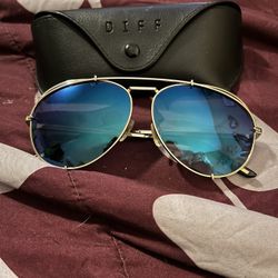 DIFF Sunglasses 