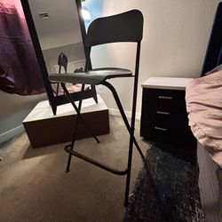 Make-up Stool 