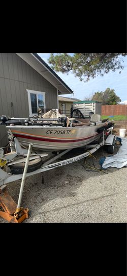 1975 Western Boat