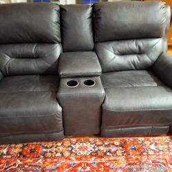 Loveseat Recliner With Center Console 2 Cup Holder 