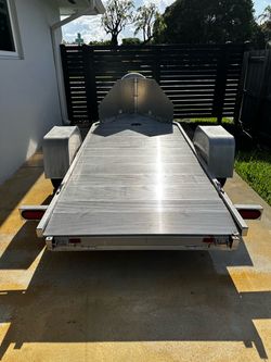 MOTORCYCLE TRAILER LUMA MC10
