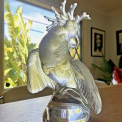Lalique Cockatoo Crystal Sculpture France Frosted Bird Figure Signed
