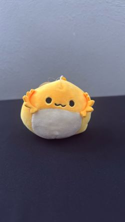 Squishmallow clip Treyton axolotl