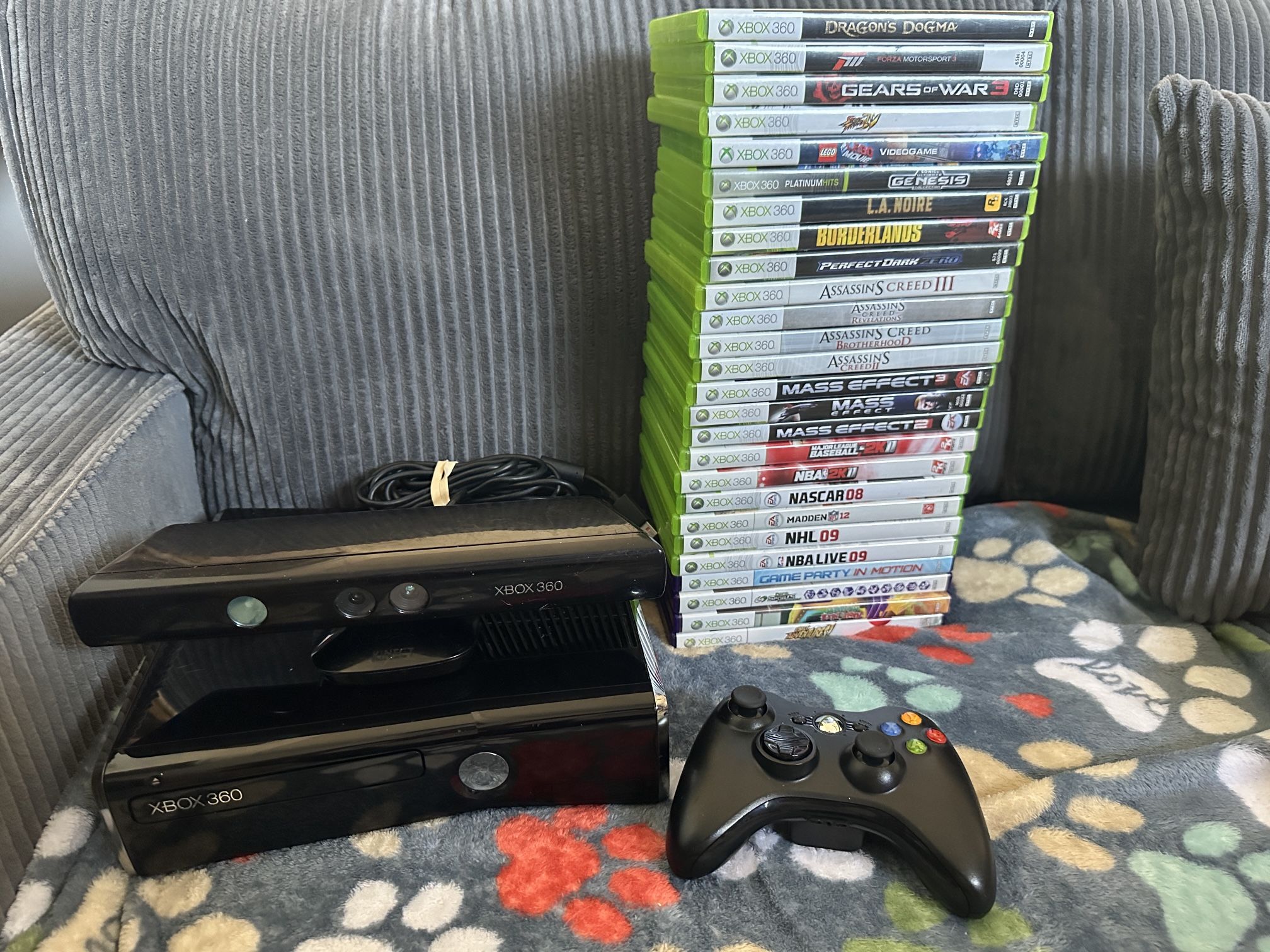 $120 Xbox 360 Slim 250gb w games and Kinect