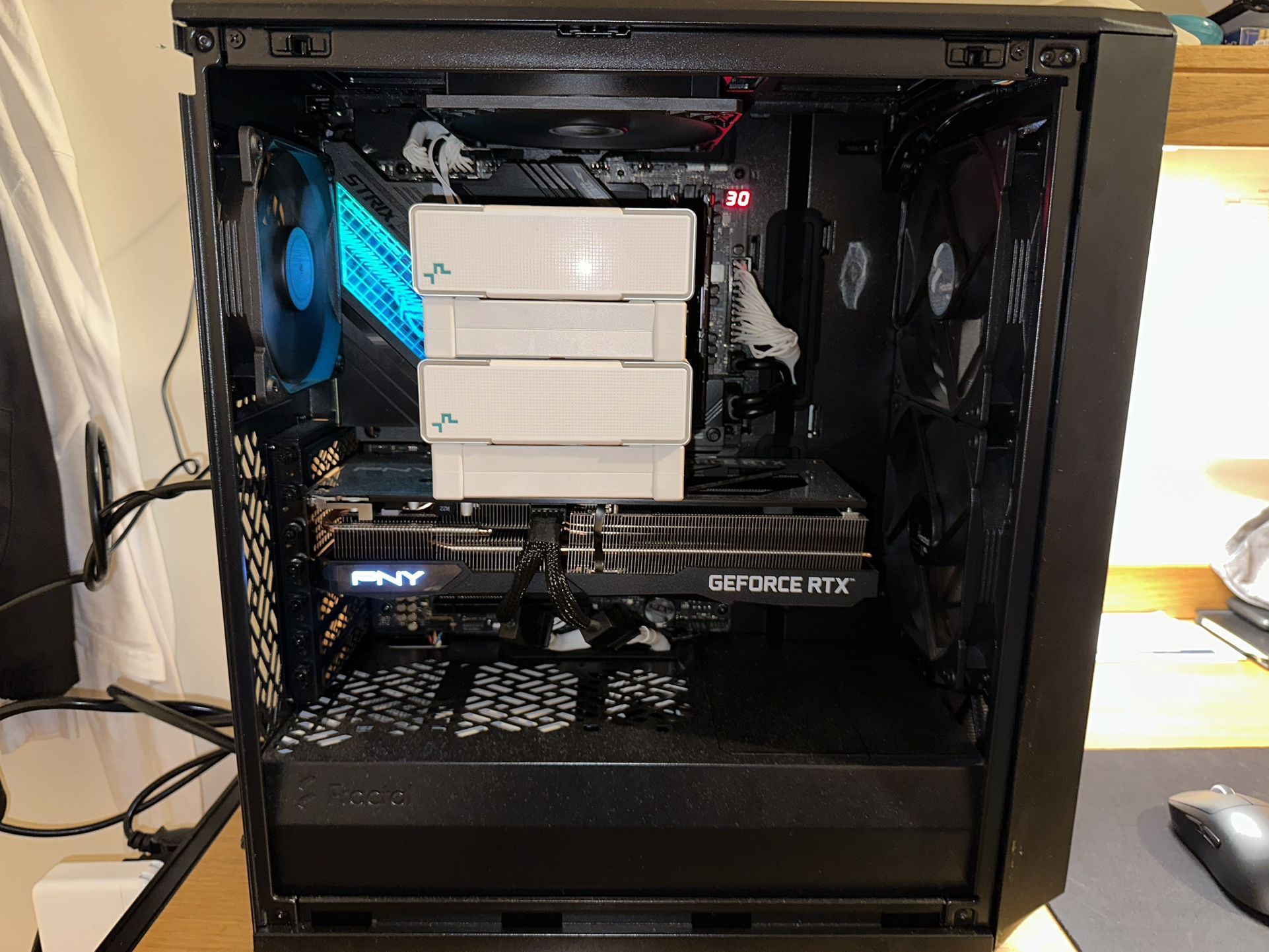 Custom built High End Gaming Pc Intel i5 12600k RTX 3070 Ti