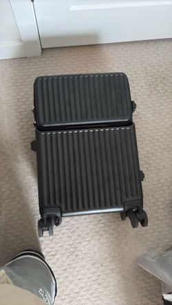 Rimowa Essential Cabin Carry On
