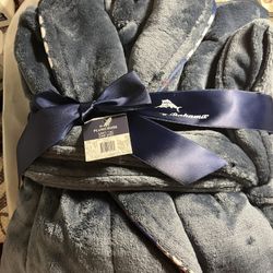 Men’s/Robe/Tommy Bahama/Gifts