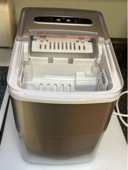 Insignia Portable Countertop Ice Maker