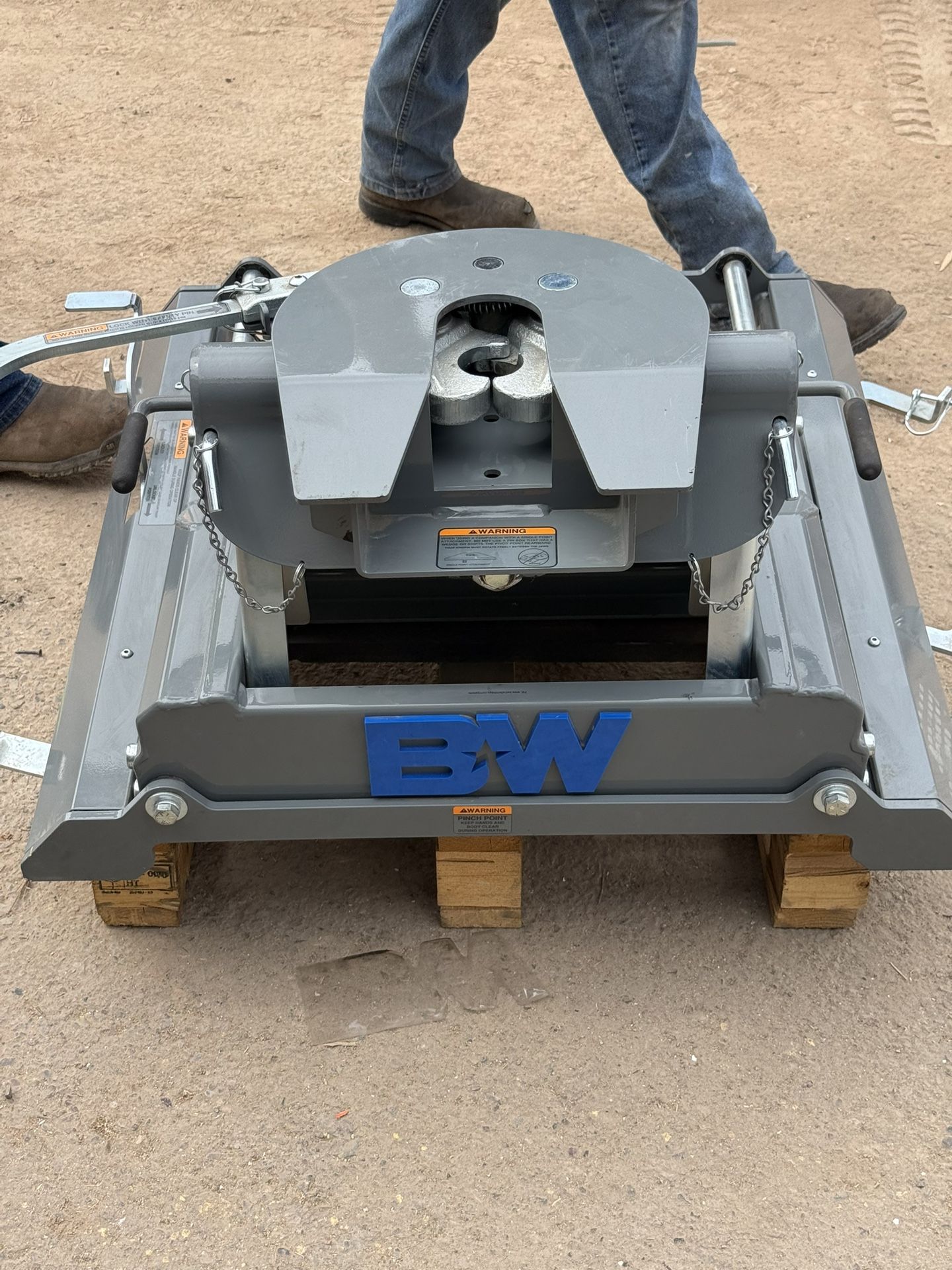 Fifth Wheel Hitch 