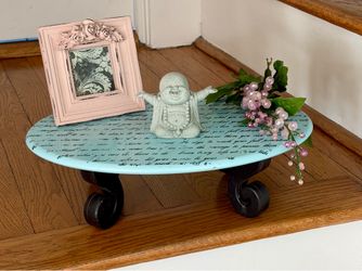 LOVELY HOME DECOR