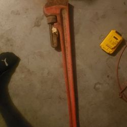 36" Rigid Pipe Wrench  Plus 18" 