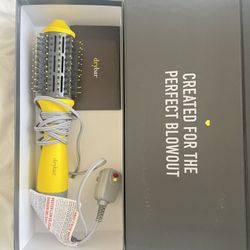 DRYBAR : The single shot blowout brush
