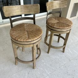 4 Counter Barstools 