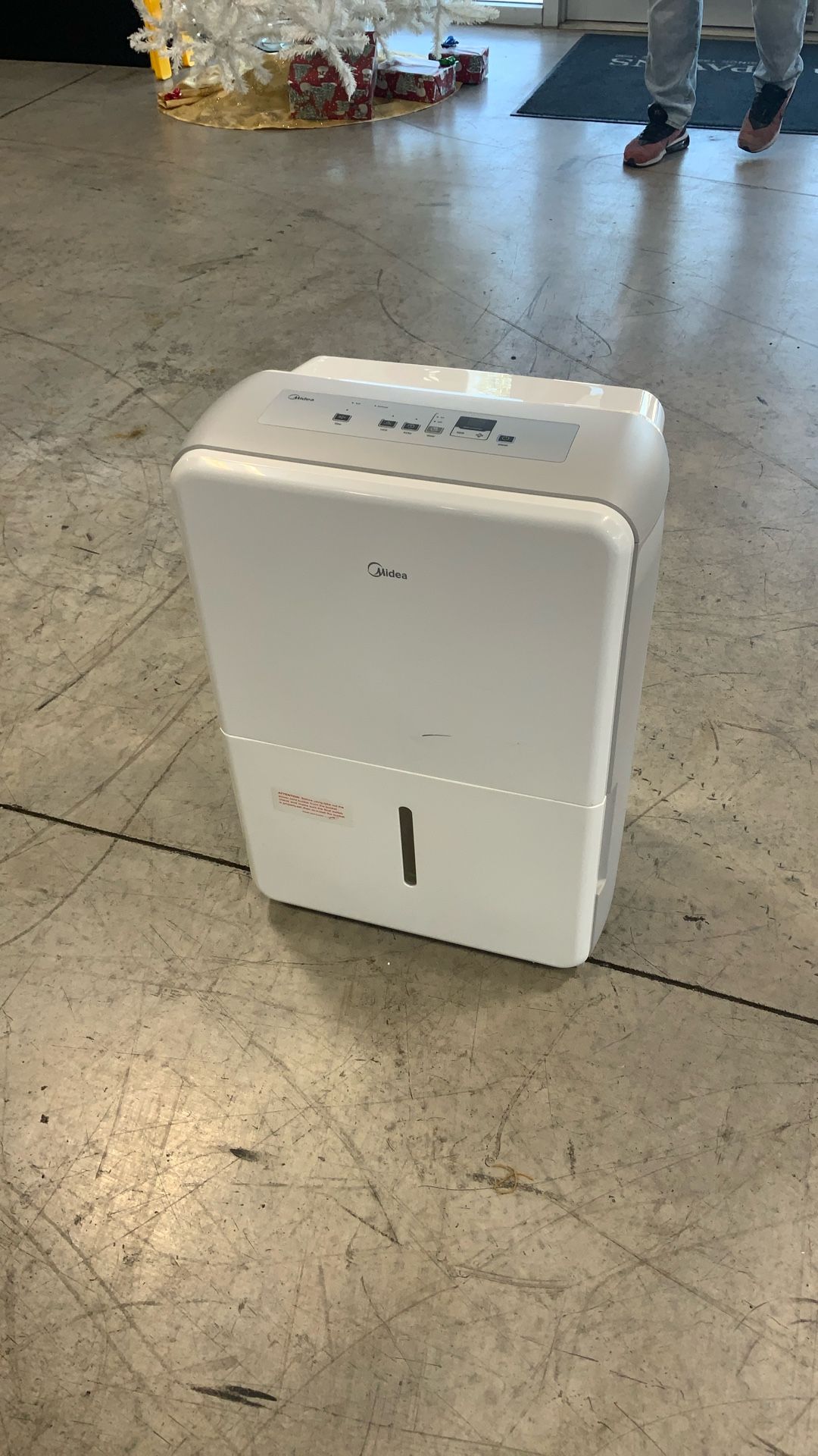 Midea 70pint Dehumidifier